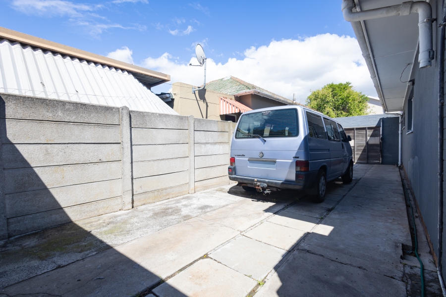 3 Bedroom Property for Sale in Parow Valley Western Cape
